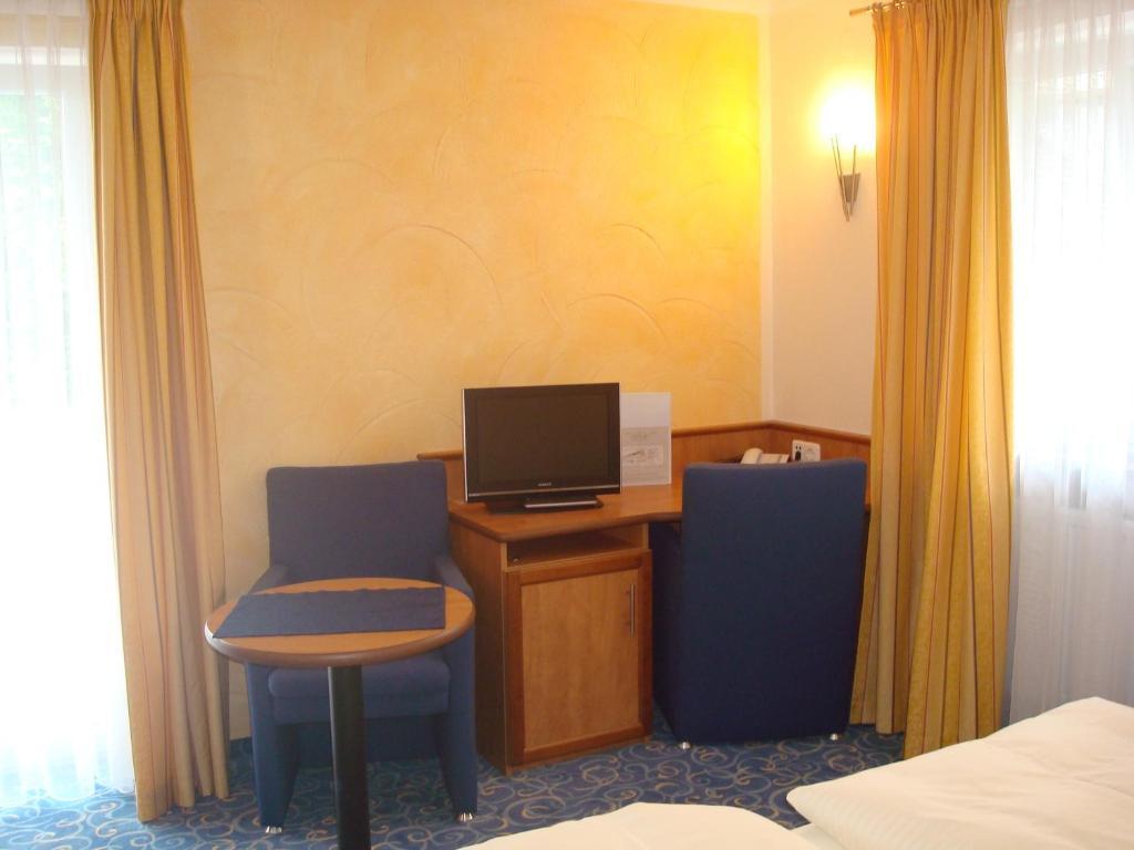 Hotel Gasthof Seefelder Hof Diessen am Ammersee Ruang foto