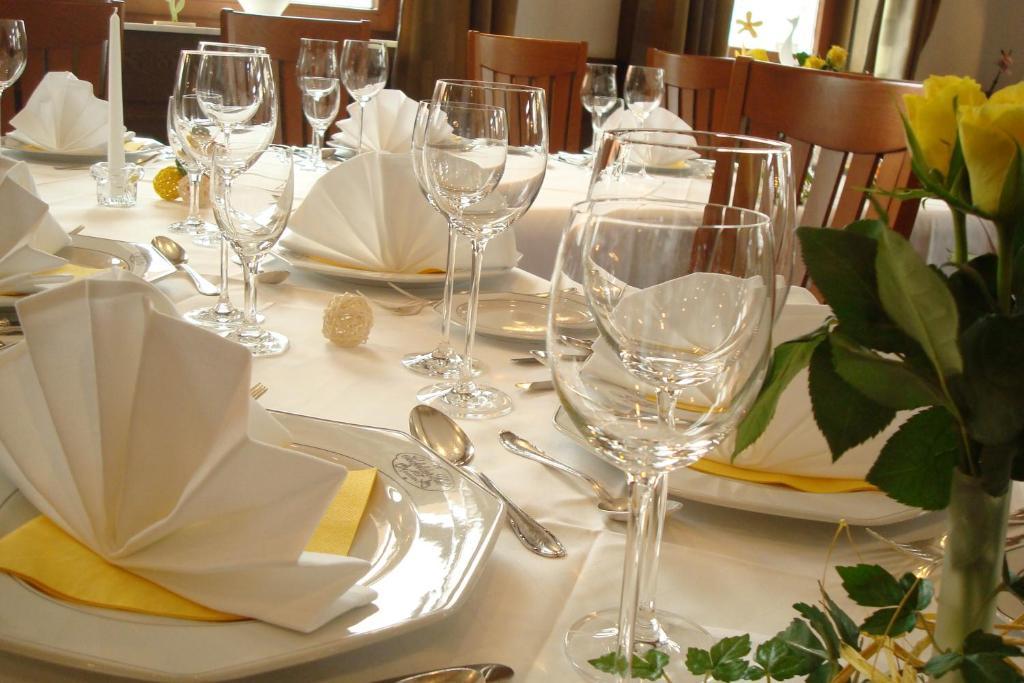 Hotel Gasthof Seefelder Hof Diessen am Ammersee Bagian luar foto